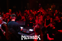Gross-RaveIntoSpace-133