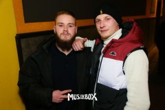 box081