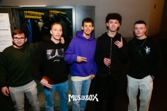 box011
