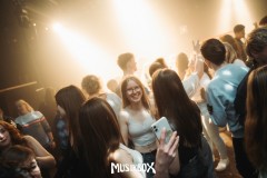 EOxMajEu