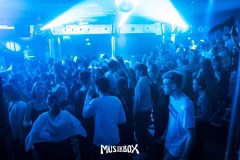 03-20-Box-006