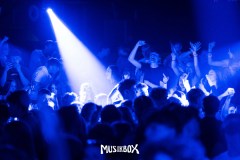 03-20-Box-056