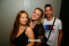 box018