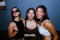 box054