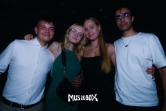 box075