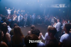 box077