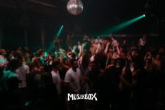 box090