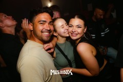 box099