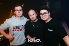 box003