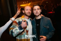box011
