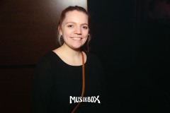 box049