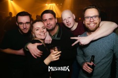 box054