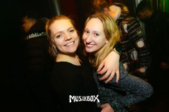 box056