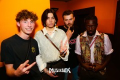 box056