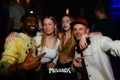 box008