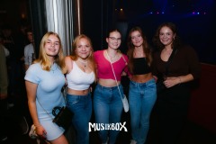 box015