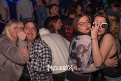 bx