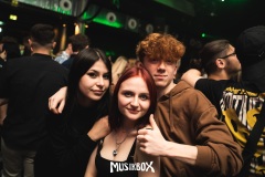 vCkdQxs5