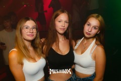 box043