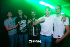 box009