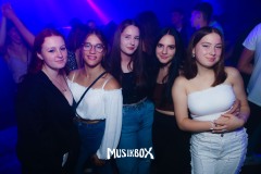 box018