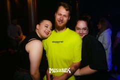 box030