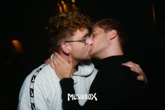 box093
