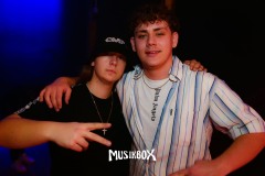 box017