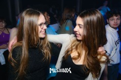 box043