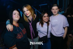 box093