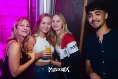 box003