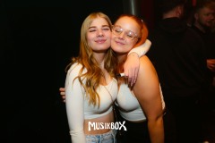 1_box061