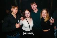 box019