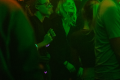 Gross-Singleparty-111