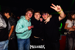 Gross-Singleparty-112