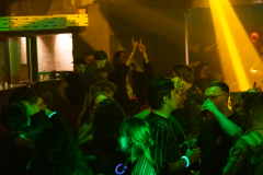 Gross-Singleparty-17
