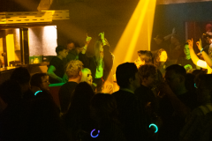 Gross-Singleparty-18