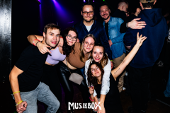 Gross-Singleparty-186