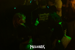 Gross-Singleparty-19