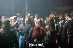 Gross-Singleparty-27