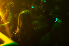 Gross-Singleparty-30