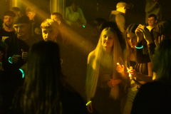 Gross-Singleparty-32