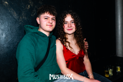 Gross-Singleparty-4