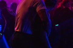 Gross-Singleparty-79