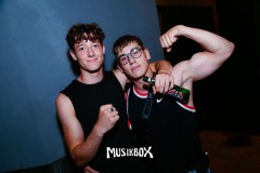 box015