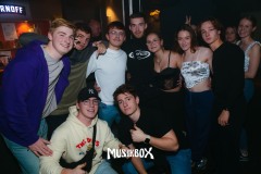 box005