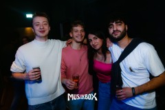 box082