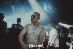 Box-100