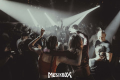 Box-121