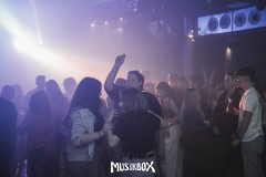1MQHBxLV